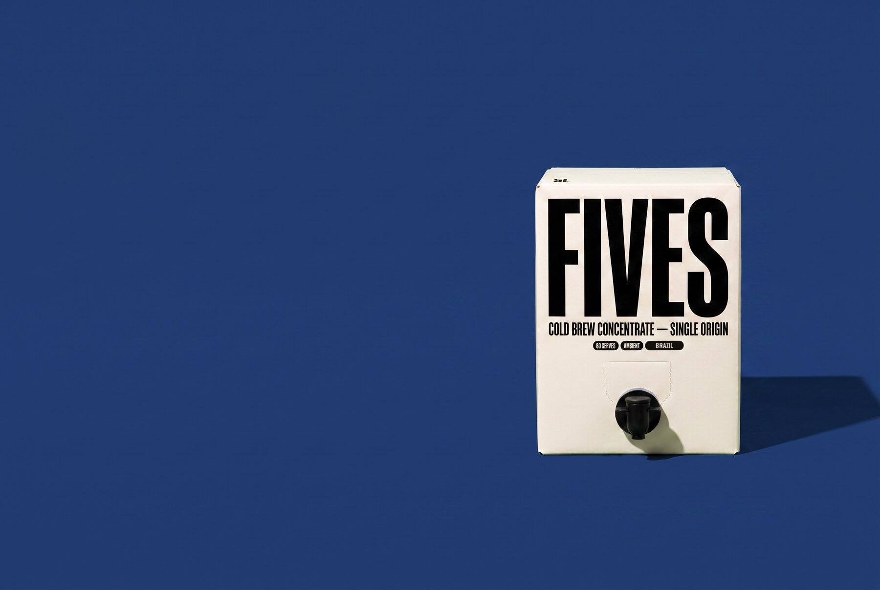 A FIVES box on the right of a wide flat blue field